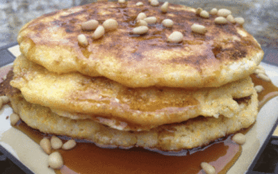 Panqueques de Maíz con Jarabe de Arce y Agave Bourbon