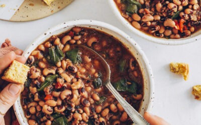 Instant Pot Black Eyed Peas & Greens (Vegano)