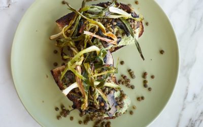 Tartina de Champiñones y Cebolleta con Yogur Poblano