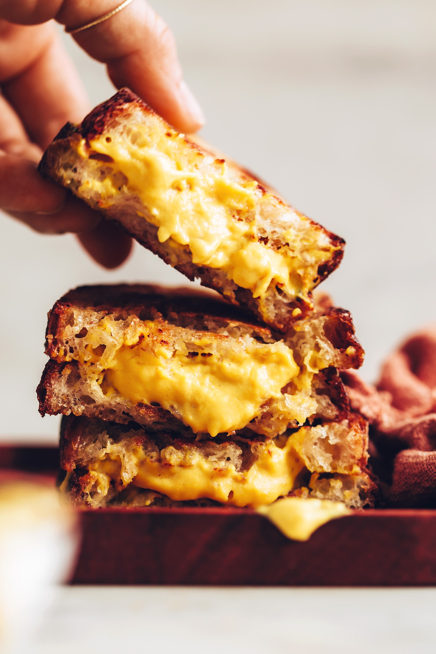 El MEJOR sándwich vegano de queso a la parrilla