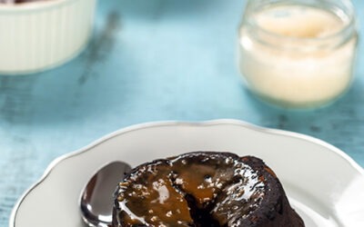 Pastel de lava de chocolate y caramelo :: Aventura de cocina casera