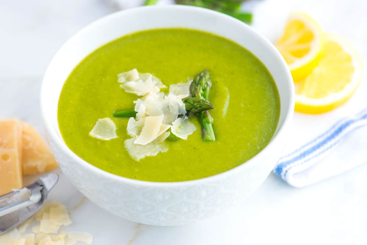 Sopa de espárragos sin culpa