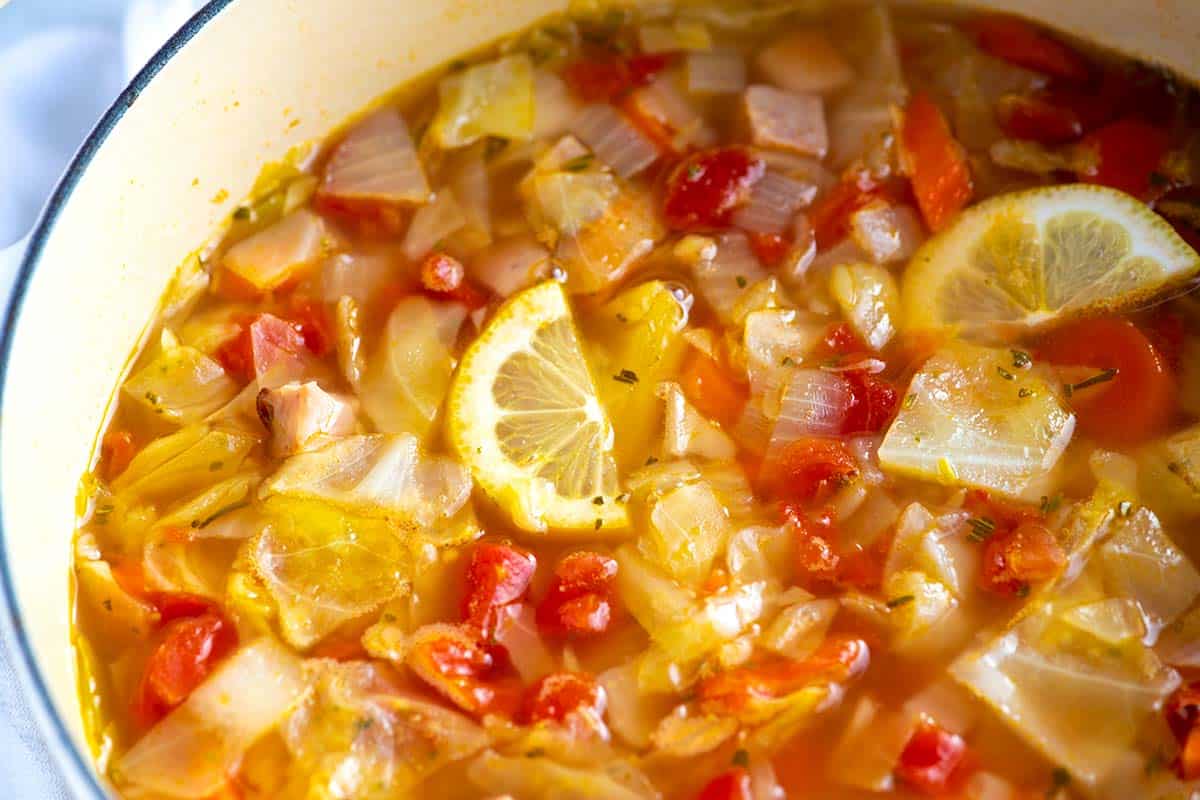 Sopa De Jamón Y Repollo