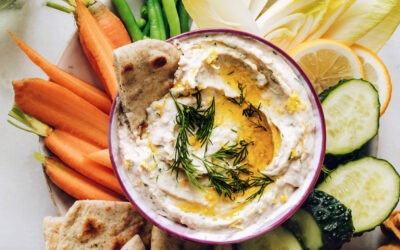Hummus de Frijoles Blancos con Limón y Hierbas