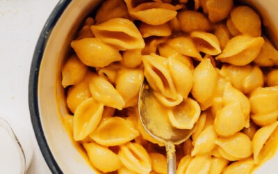 Macarrones con queso veganos fáciles
