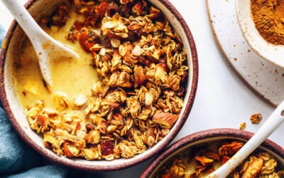 Granola de leche dorada (¡9 ingredientes!)