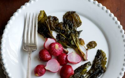 Receta de rábanos asados con hojas verdes